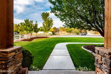 6_Exterior_high_3701240