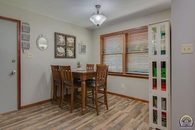 4021 SW 43rd St, Topeka, KS 66610 - photo 6