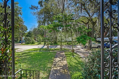 3879 Oak St, Jacksonville, FL 32205 - photo 3
