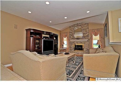 4 Colleen Ct, Manalapan, NJ 07726 - photo 5