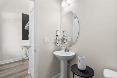 1752 Fordham Dr, Fayetteville, NC 28304 - photo 4