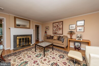 2036 Corinthian Ave, Abington, PA 19001 - photo 4