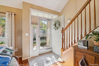 13621 Chinkapin Dr unit 6, Belleville, MI 48111 - photo 3