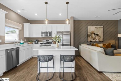 123 Randwick Ln, Greer, SC 29651 - photo 7