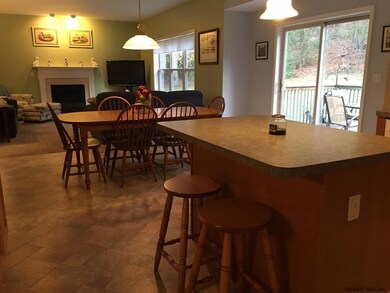 22 Dennis Dr, Clifton Park, NY 12065 - photo 2