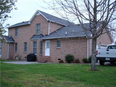 307 Green Hills Dr, Shelbyville, TN 37160 - photo 5