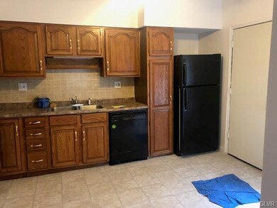 714 N Lumber St, Allentown, PA 18102 - photo 7