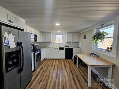 208 W Main St, Lawndale, NC 28090 - photo 5