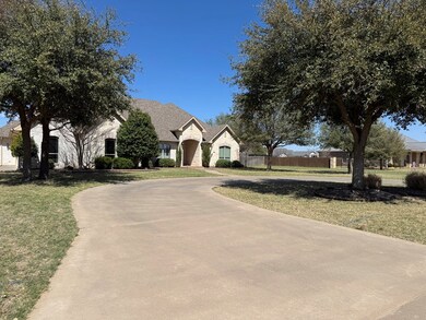 1610 Stonetrail Dr, San Angelo, TX 76904 - photo 2
