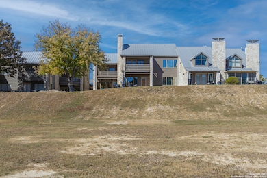 805 North St unit 111, Kerrville, TX 78028 - photo 5