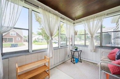 424 N 18th Ave, Beech Grove, IN 46107 - photo 4