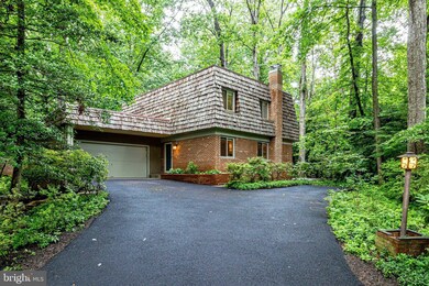 2403 Red Maple Ln, Reston, VA 20191 - photo 3