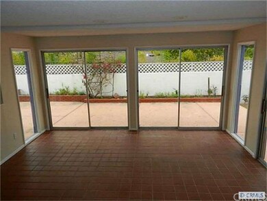 Large Bright Dining Room
