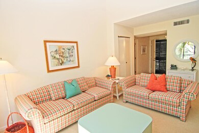 MLS7_DSC_0117_living 3_fxed