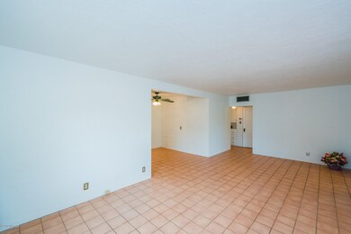 Extensive Tile