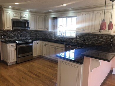 78 Woodburn Dr, Methuen, MA 01844 - photo 4