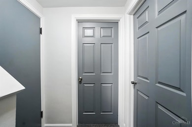 20 Clark Rd, Cincinnati, OH 45215 - photo 4