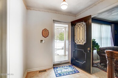 121 W Yates Ave, Findlay, OH 45840 - photo 4