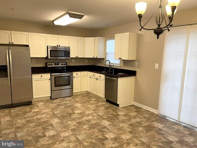 7825 Rolling View Ave, Nottingham, MD 21236 - photo 4