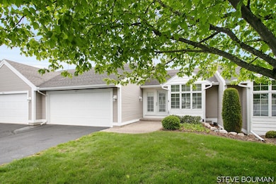 3-web-or-mls-852-claremont-ct