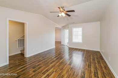 019-photo-living-room-13728457