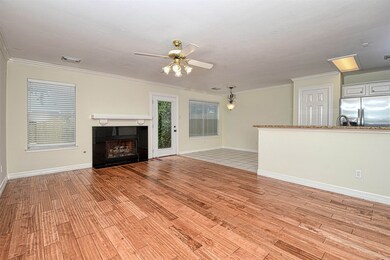 215 S Walden Elms Cir, Spring, TX 77382 - photo 6