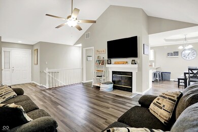 3371 Briar Ridge Way, Columbus, IN 47203 - photo 5