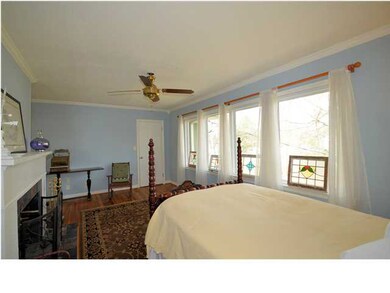 Bedroom Room 1