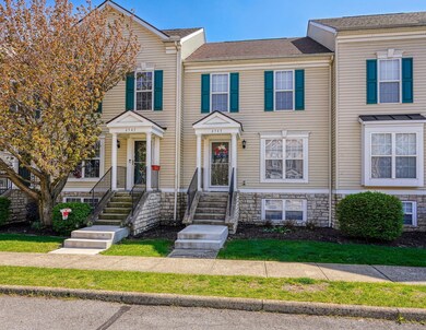 6543 Crab Apple Dr unit 17-654, Canal Winchester, OH 43110 - photo 2