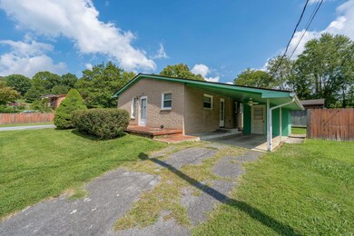 1419 Stoneybrook Dr, Johnson City, TN 37601 - photo 4