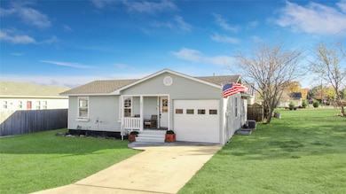 271 E Houston St, van Alstyne, TX 75495 - photo 3