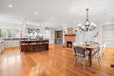 kitche with eat in area
