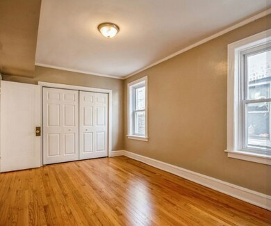 6125 N Washtenaw Ave unit 3, Chicago, IL 60659 - photo 5