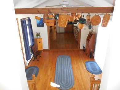 8 Janvrin Rd, Hampton, NH 03842 - photo 2