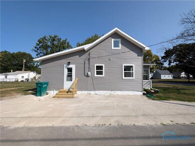 410 Cherry St, Genoa, OH 43430 - photo 5