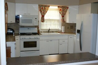 609 Larrymore Dr, Manchester, TN 37355 - photo 5