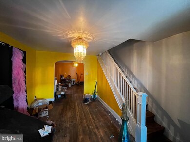 3917 Colborne Rd, Baltimore, MD 21229 - photo 2