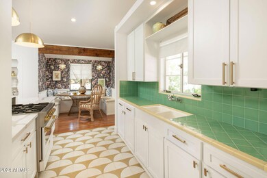 1435 E Monte Vista Rd, Phoenix, AZ 85006 - photo 6