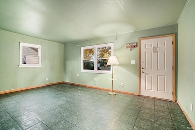 205 N Riverside Blvd, Goshen, IN 46526 - photo 3