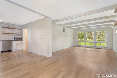 1494 Leonard St NW Grand Rapids-9