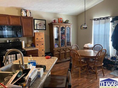 2132 Dillman St, Terre Haute, IN 47802 - photo 6