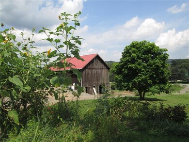 A view of the 40x40 bank barn.