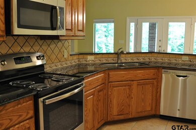 3129 Vineyard, Tyler, TX 75701 - photo 6