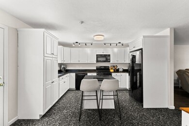 48 Finch Rd unit 2, Raynham, MA 02767 - photo 4