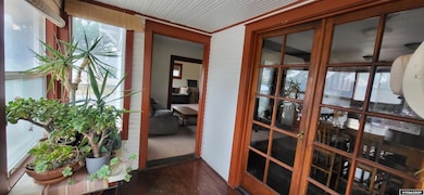 923 W Pine St, Rawlins, WY 82301 - photo 4