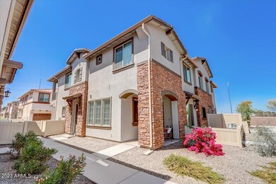 01-S Pinelake Way-001