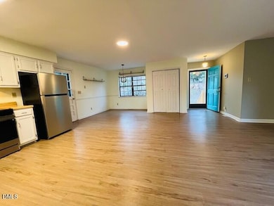 3315 Swansea St, Durham, NC 27707 - photo 4