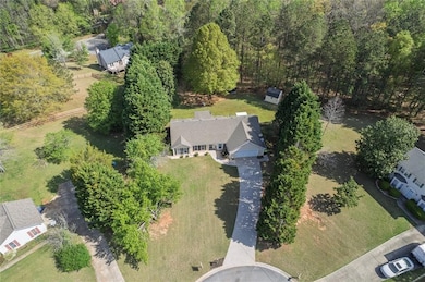 Lot goes beyond fenceline
