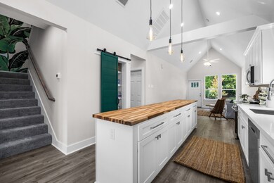 6819 Tuskegee St, Houston, TX 77091 - photo 6