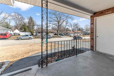 5 Denise St, Nashua, NH 03063 - photo 4